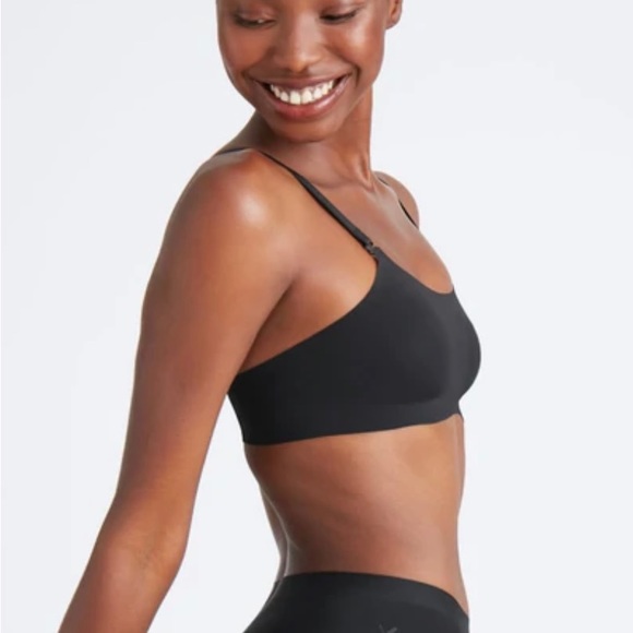 Knix Evolution Bra - Picture 4 of 6